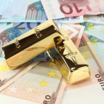 Goldbarren und Euro